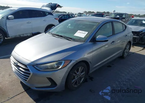 2017 Hyundai Elantra Se z USA, uszkodzony, nr VIN 5NPD84LF1HH091652
